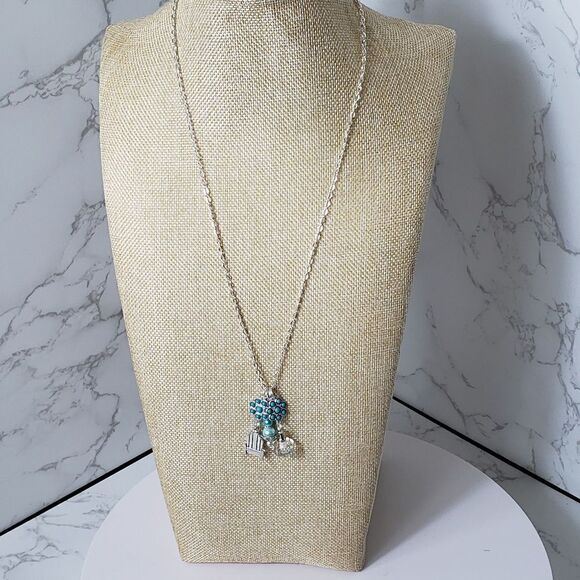 ARTISAN Adirondack Chair Essential Oil Necklace - Picture 2 of 6